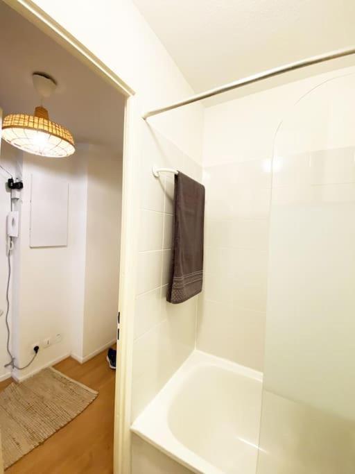 L'Hermes - Wifi - Parking - Netflix Villeurbanne Ngoại thất bức ảnh